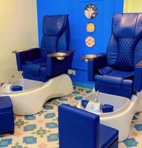 Minimalist Modern Pedicure Station